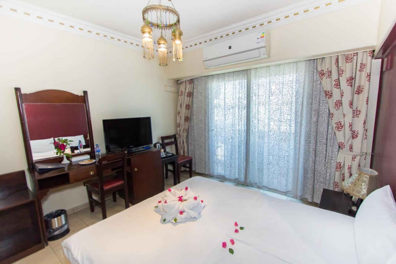 Philae Hotel อัสวาน ภายนอก รูปภาพ