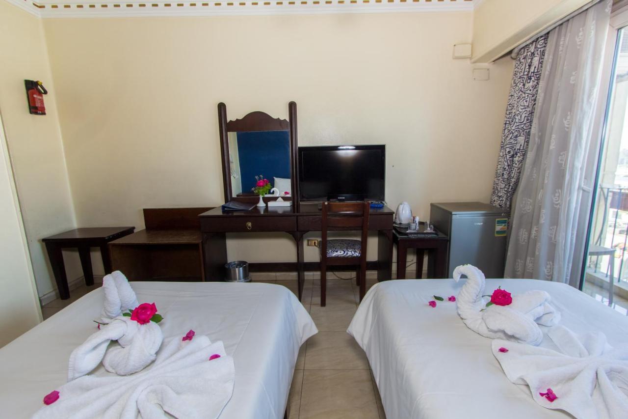 Philae Hotel อัสวาน ภายนอก รูปภาพ