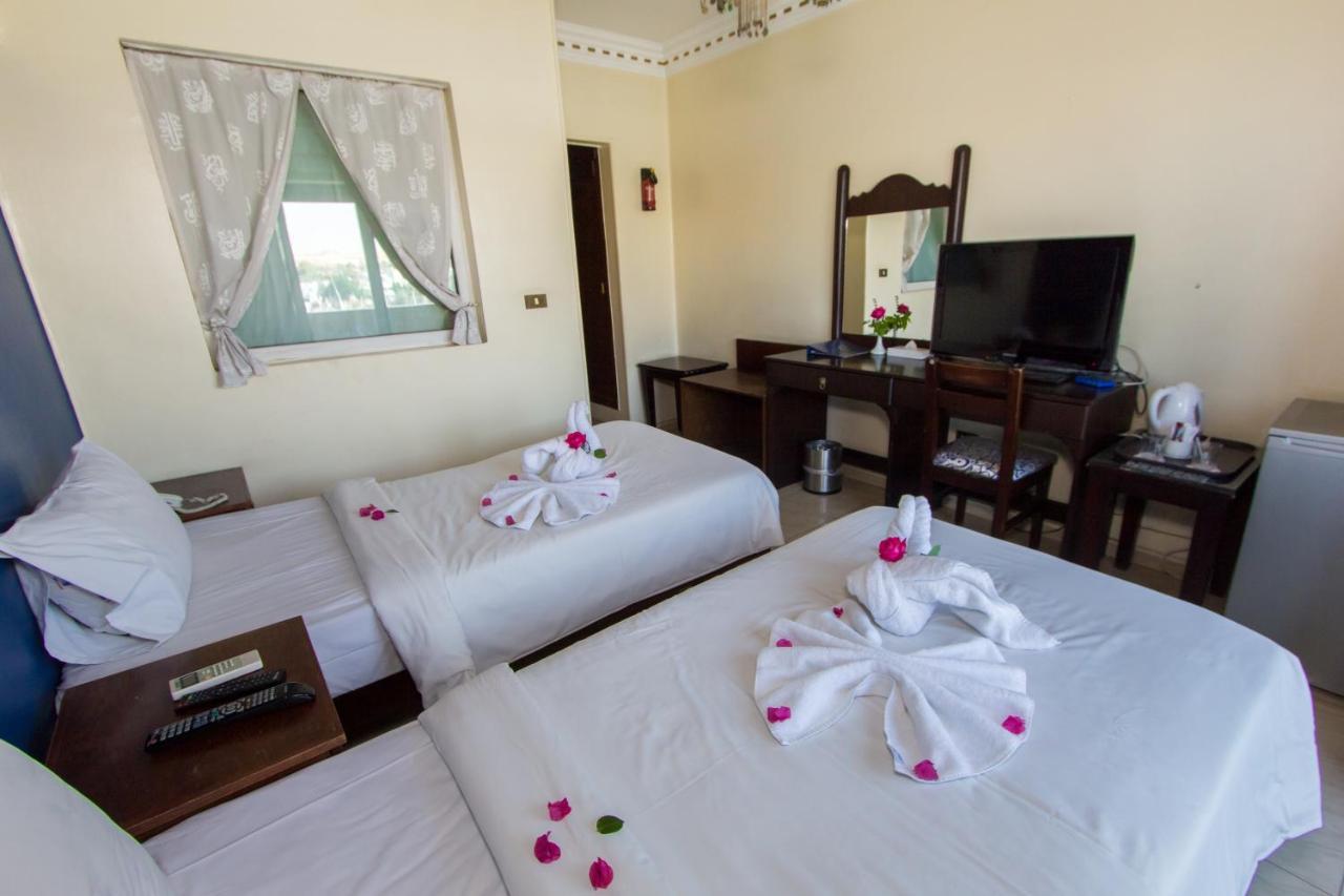 Philae Hotel อัสวาน ภายนอก รูปภาพ