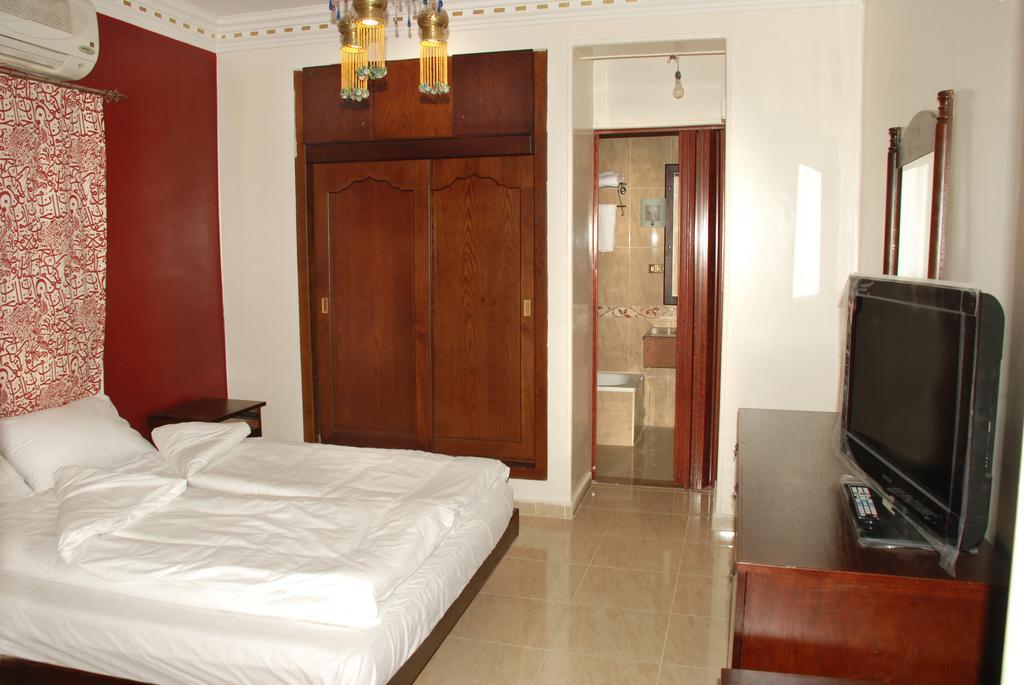 Philae Hotel อัสวาน ภายนอก รูปภาพ